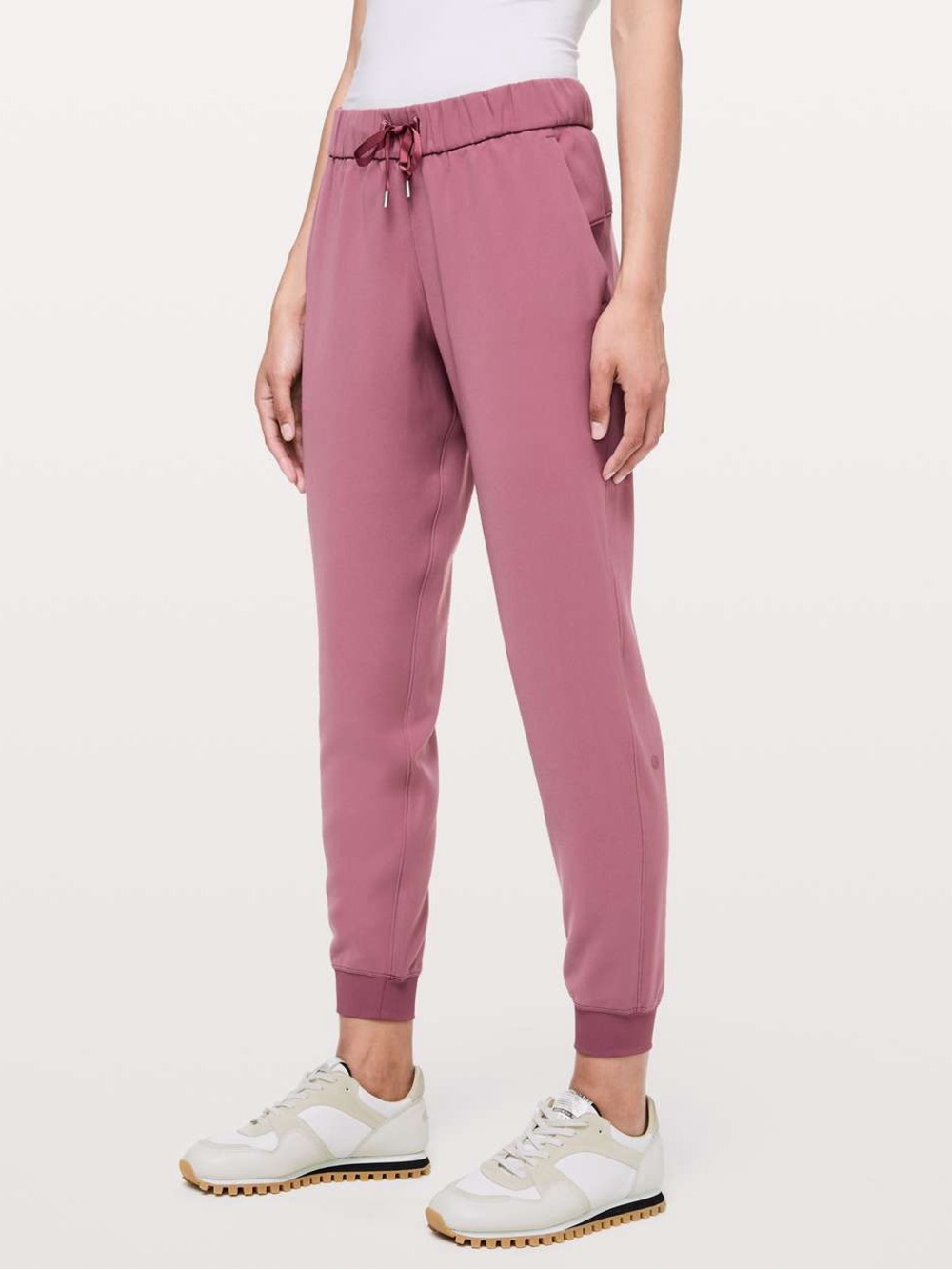 Lululemon On The Fly Jogger Misty Merlot  Size 8